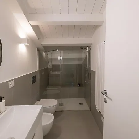 Skylife White Penthouse 公寓 *